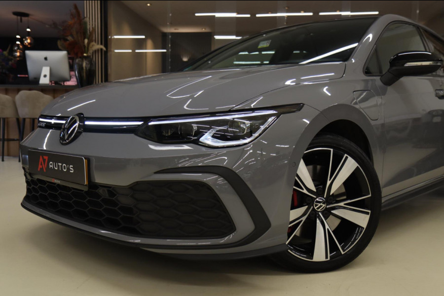 Volkswagen Golf 1.4 eHybrid GTE / HEADUP/PANO/IQLIGHT/CAM/CARPLAY/VOL