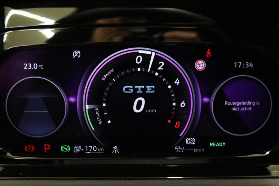 Volkswagen Golf 1.4 eHybrid GTE / HEADUP/PANO/IQLIGHT/CAM/CARPLAY/VOL