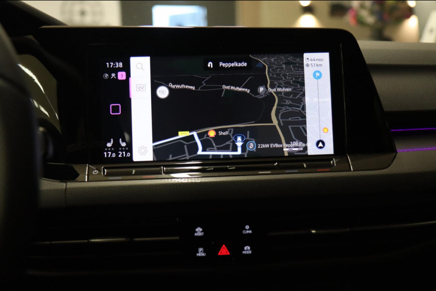 Volkswagen Golf 1.4 eHybrid GTE / HEADUP/PANO/IQLIGHT/CAM/CARPLAY/VOL