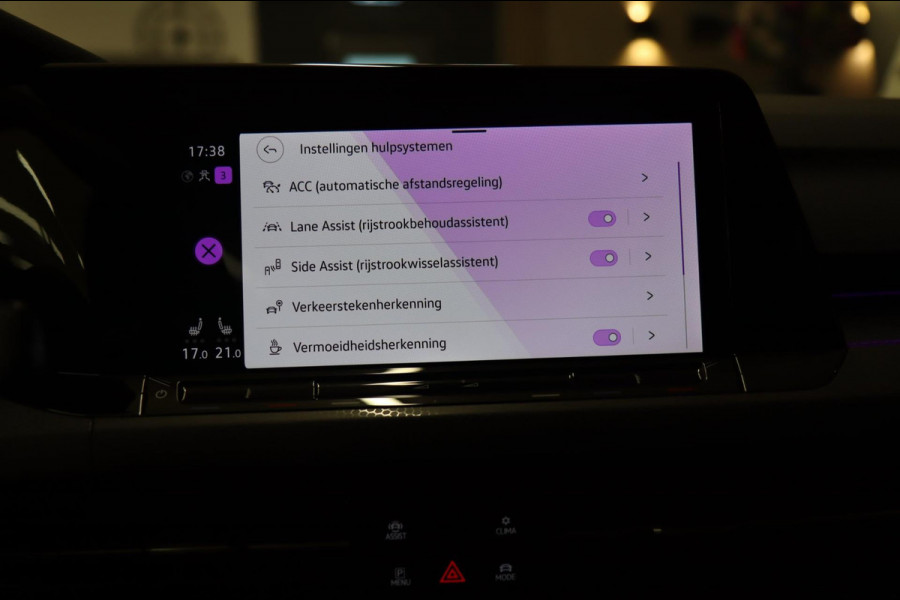 Volkswagen Golf 1.4 eHybrid GTE / HEADUP/PANO/IQLIGHT/CAM/CARPLAY/VOL