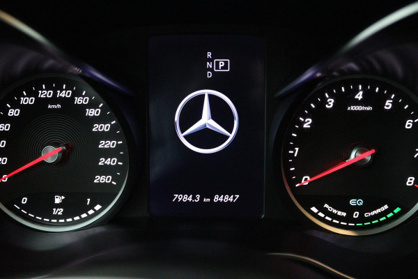 Mercedes-Benz C-Klasse 200 Premium Plus Pack (SFEERVERLICHTING, STOELVERWARMING, ACHTERUITRIJCAMERA, ELEKTR STOELEN, NL-AUTO)