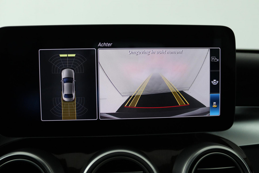 Mercedes-Benz C-Klasse 200 Premium Plus Pack (SFEERVERLICHTING, STOELVERWARMING, ACHTERUITRIJCAMERA, ELEKTR STOELEN, NL-AUTO)