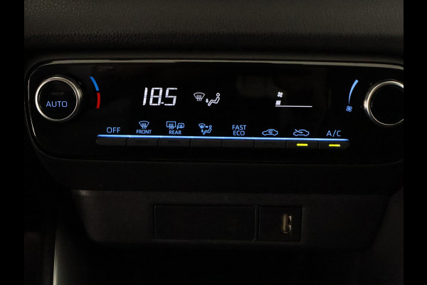 Toyota Yaris 1.5 Hybrid Active Bi-Tone | Apple Carplay& AndroidAUTO | Privacy Glass | Adapt.Cruise Control |
