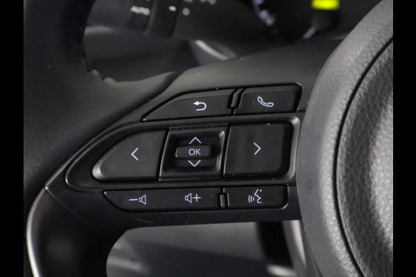Toyota Yaris 1.5 Hybrid Active Bi-Tone | Apple Carplay& AndroidAUTO | Privacy Glass | Adapt.Cruise Control |