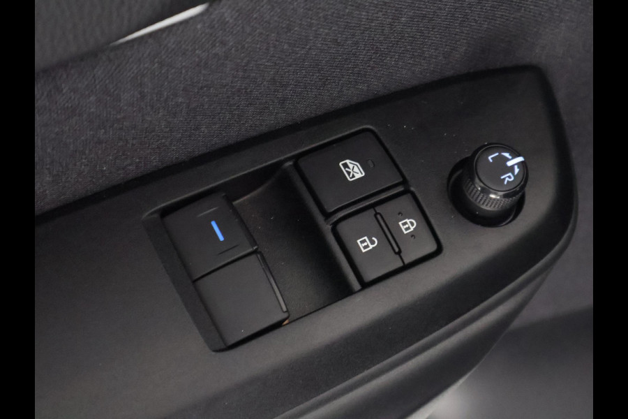 Toyota Yaris 1.5 Hybrid Active Bi-Tone | Apple Carplay& AndroidAUTO | Privacy Glass | Adapt.Cruise Control |