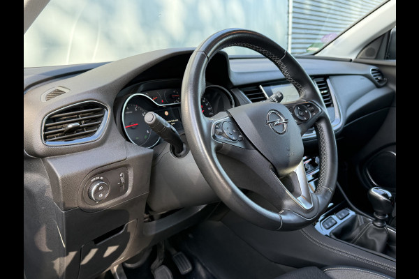 Opel Grandland X BWJ 11-2020 1.2T 131PK Bus Executive | CLIMA | NAVI | CAMERA | CARPLAY | LEDER/STOF | SPORTSTOELEN | PRIVACY GLASS