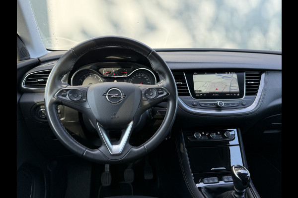 Opel Grandland X BWJ 11-2020 1.2T 131PK Bus Executive | CLIMA | NAVI | CAMERA | CARPLAY | LEDER/STOF | SPORTSTOELEN | PRIVACY GLASS