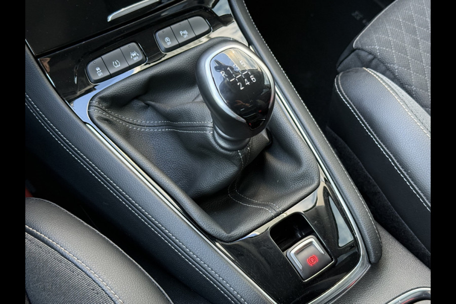 Opel Grandland X BWJ 11-2020 1.2T 131PK Bus Executive | CLIMA | NAVI | CAMERA | CARPLAY | LEDER/STOF | SPORTSTOELEN | PRIVACY GLASS