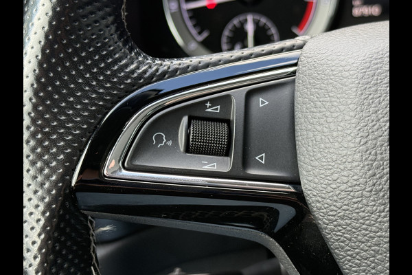 Škoda Kodiaq BWJ 2020 | 1.5TSI 150PK Bus Ed | PANO | SPORTSTOELEN | LEDER/STOF | CLIMA | CARPLAY | CAMERA A | NAVI