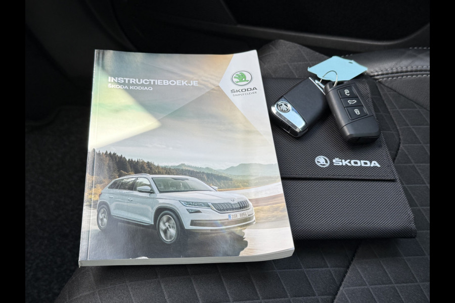 Škoda Kodiaq BWJ 2020 | 1.5TSI 150PK Bus Ed | PANO | SPORTSTOELEN | LEDER/STOF | CLIMA | CARPLAY | CAMERA A | NAVI