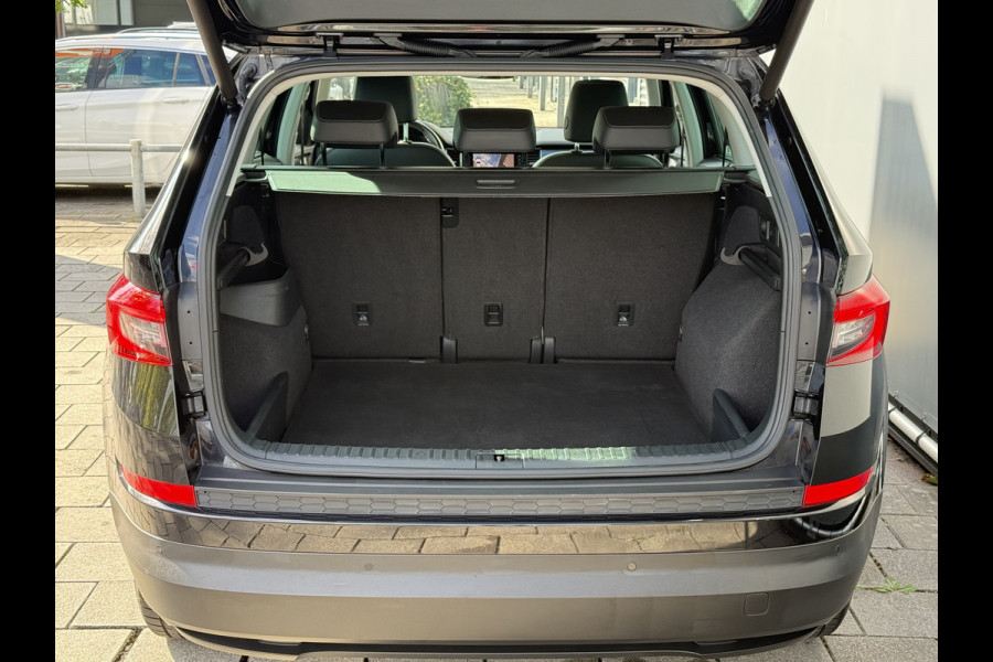 Škoda Kodiaq BWJ 2020 | 1.5TSI 150PK Bus Ed | PANO | SPORTSTOELEN | LEDER/STOF | CLIMA | CARPLAY | CAMERA A | NAVI