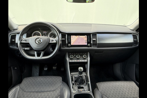 Škoda Kodiaq BWJ 2020 | 1.5TSI 150PK Bus Ed | PANO | SPORTSTOELEN | LEDER/STOF | CLIMA | CARPLAY | CAMERA A | NAVI
