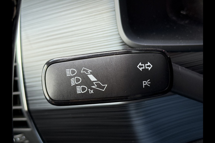 Škoda Kodiaq BWJ 2020 | 1.5TSI 150PK Bus Ed | PANO | SPORTSTOELEN | LEDER/STOF | CLIMA | CARPLAY | CAMERA A | NAVI