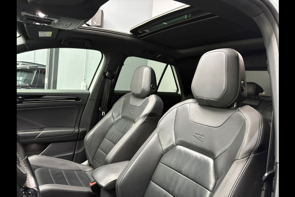 Volkswagen T-Roc 2.0 TSI 4Motion R Akra Leder Pano