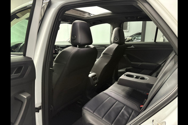 Volkswagen T-Roc 2.0 TSI 4Motion R Akra Leder Pano