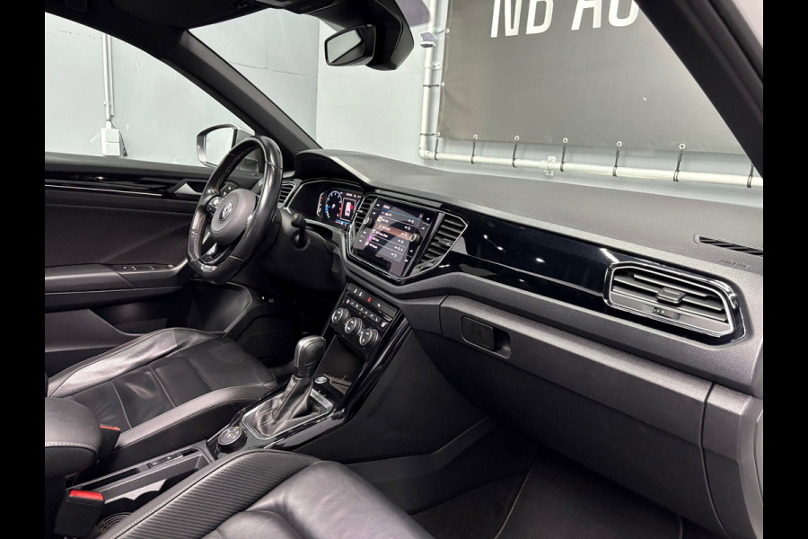 Volkswagen T-Roc 2.0 TSI 4Motion R Akra Leder Pano
