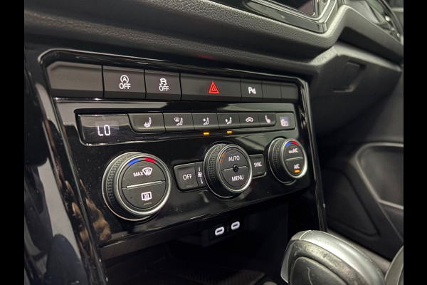 Volkswagen T-Roc 2.0 TSI 4Motion R Akra Leder Pano