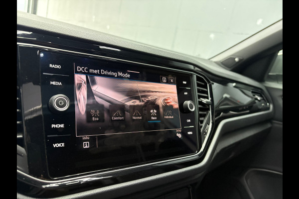 Volkswagen T-Roc 2.0 TSI 4Motion R Akra Leder Pano