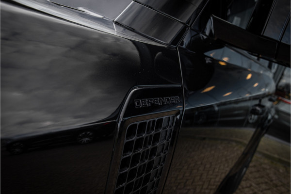 Land Rover Defender 3.0 D200 110 MHEV SE VAN Cold Climate - Driv. Assistance - Panodak - Luchtvering - Trekhaak Grijs kenteken!