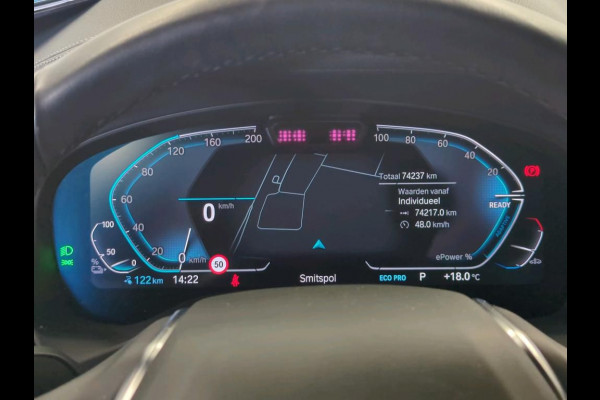 BMW iX3 High Executive 80 kWh | Panoramadak | Keyless | Stoelverwarming | Harman Kardon | Memory Seat | Head-Up Display | 360 Camera | Adaptief Onderstel | Trekhaak | Adaptive LED | Elektrische Stoelen | Apple Carplay | N