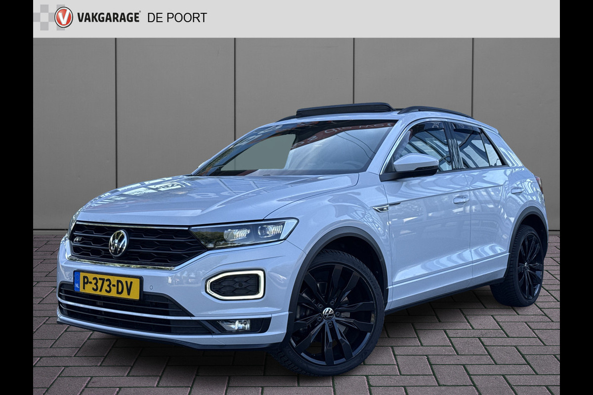 Volkswagen T-Roc 1.5 TSI Sport Business R-line | Adapt. Cruisec. | Panorama | Trekhaak | Stoeverw. Volkswagen T-Roc 1.5 TSI Sport Business R-line | Adapt. Cruisec. | Panorama | Trekhaak | Stoeverw.