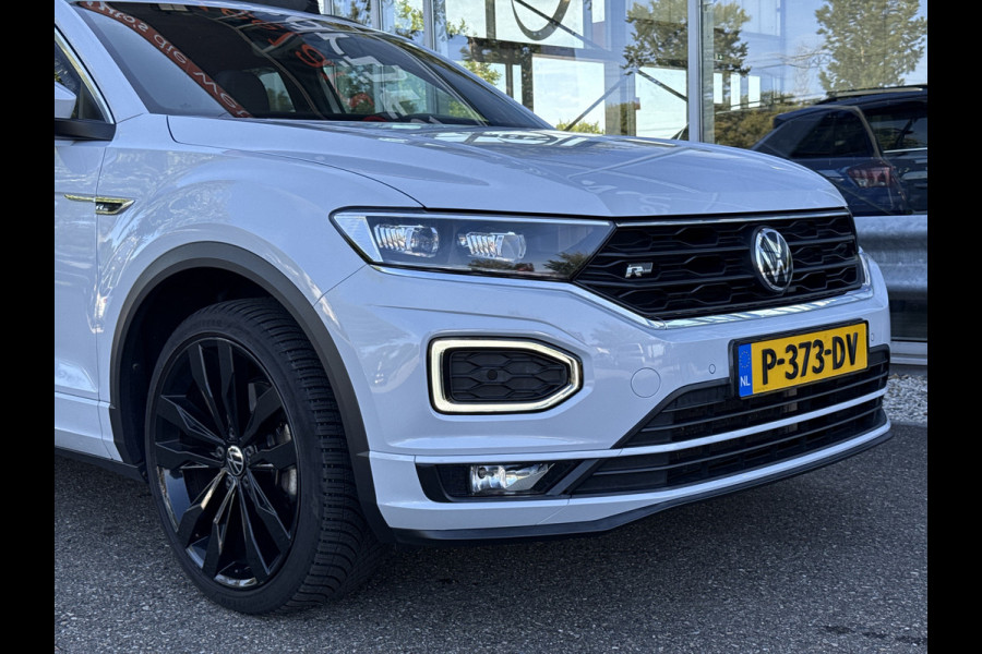 Volkswagen T-Roc 1.5 TSI Sport Business R-line | Adapt. Cruisec. | Panorama | Trekhaak | Stoeverw.