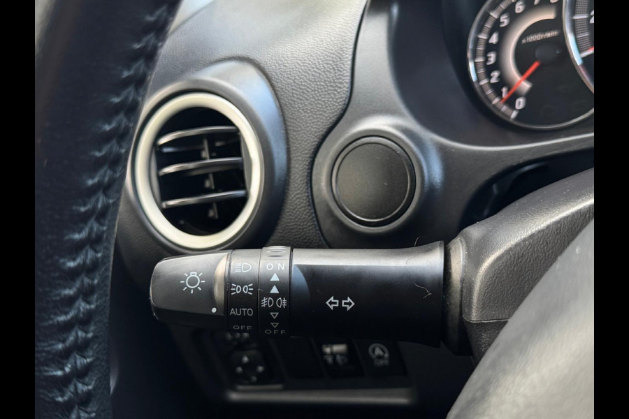 Mitsubishi Space Star 1.2 AUTOMAAT Life, luxe uitvoering, airco, cruisecontrol, Nederlandse auto met nationale auto pas