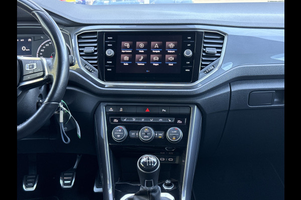 Volkswagen T-Roc 1.5 TSI Sport Business R-line | Adapt. Cruisec. | Panorama | Trekhaak | Stoeverw.