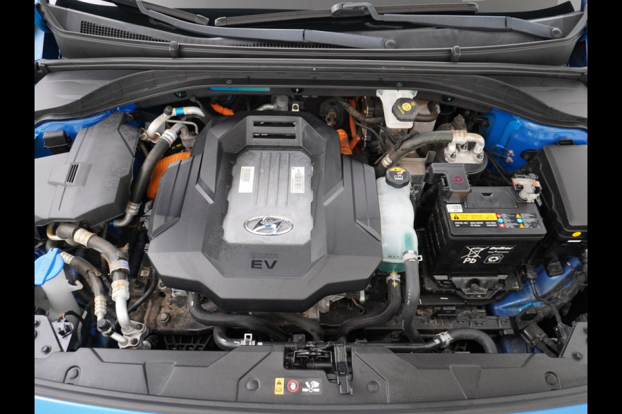 Hyundai IONIQ Premium EV Leer+elektr.Verst.+Verwarmd Schuif/Kan-dak Adapive-Cruise Apple Carplay Android Auto Navi Ecc Camera Pdc Bank+stoel+S Memory Keyless DAB Stoel Elek.Verstelbaar Led Bluetooth Regensensor Rijstrooksensor Origineel Nederlandse Auto Zeer Compleet!