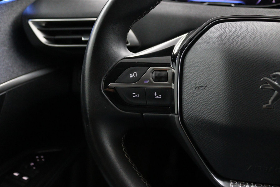Peugeot 5008 1.2 PureTech*NAVI*CAM*HAAK*CRUISE*ECC*CARPLAY*7PER