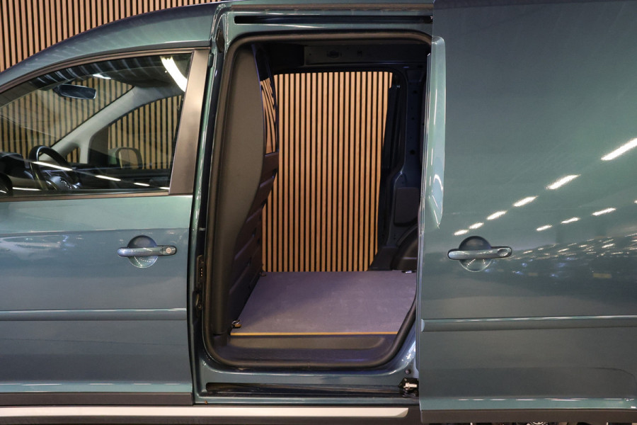 Volkswagen Caddy 1.4 TSI DSG AllTrack | Bi-Xenon | ACC | Navigatie | L+R Schuifdeur | Climatronic | Stoelverwarming | Trekhaak | MF Stuur | Automatisch inparkeren | PDC V+A | Dealer onderhouden | Nieuwe APK | Betimmering