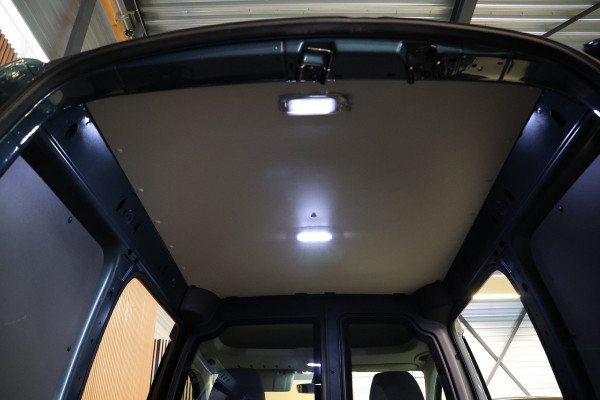 Volkswagen Caddy 1.4 TSI DSG AllTrack | Bi-Xenon | ACC | Navigatie | L+R Schuifdeur | Climatronic | Stoelverwarming | Trekhaak | MF Stuur | Automatisch inparkeren | PDC V+A | Dealer onderhouden | Nieuwe APK | Betimmering