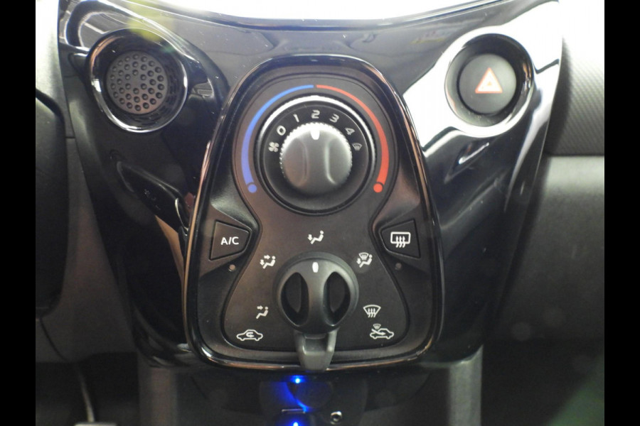 Peugeot 108 1.0 e-VTi Allure NAVI-APP/AIRCO/BLUETOOTH/15"LMV!