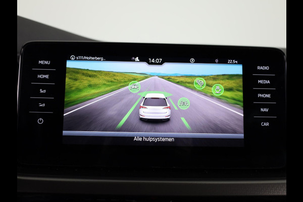 Škoda SCALA Business Edition 1.0 81 kW TSI 110 pk | Navigatie | Parkeersensoren | Cruise control | Apple Carplay/Android Auto | Stoelverwarming | LED koplampen |