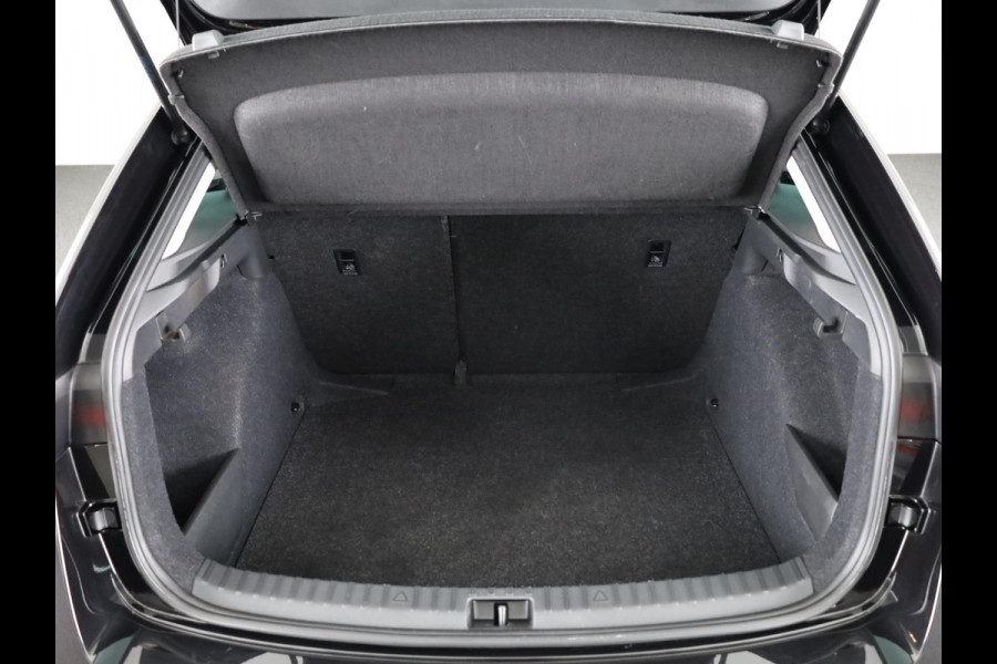 Škoda SCALA Business Edition 1.0 81 kW TSI 110 pk | Navigatie | Parkeersensoren | Cruise control | Apple Carplay/Android Auto | Stoelverwarming | LED koplampen |