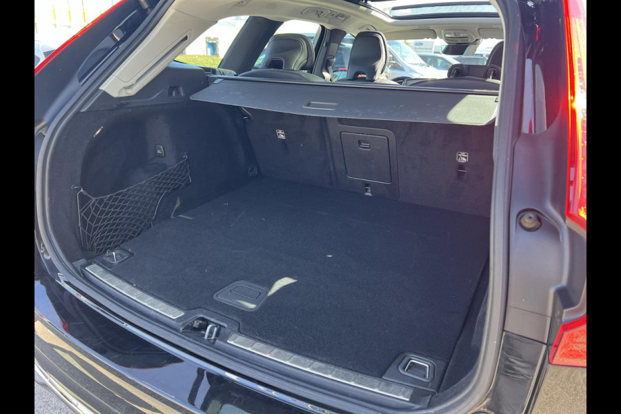 Volvo XC60 2.0 T8 Plug-in hybrid AWD Inscription 455pk | Parking Pack | Stoelverwarming | 2.250kg Trekgewicht
