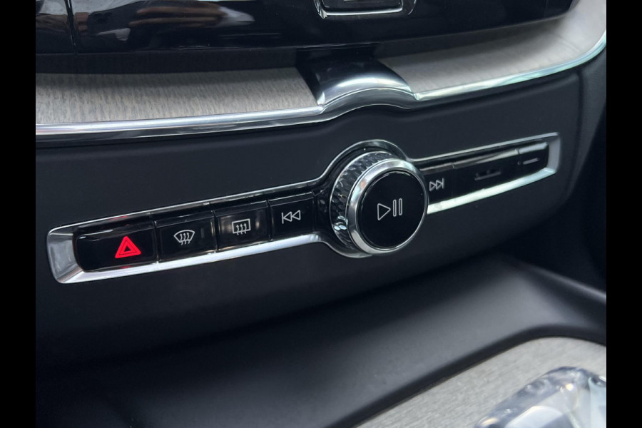Volvo XC60 2.0 T8 Plug-in hybrid AWD Inscription 455pk | Parking Pack | Stoelverwarming | 2.250kg Trekgewicht