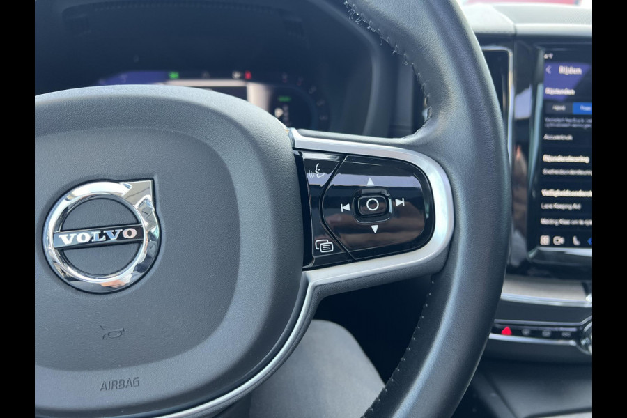 Volvo XC60 2.0 T8 Plug-in hybrid AWD Inscription 455pk | Parking Pack | Stoelverwarming | 2.250kg Trekgewicht