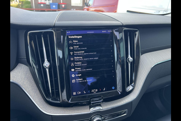 Volvo XC60 2.0 T8 Plug-in hybrid AWD Inscription 455pk | Parking Pack | Stoelverwarming | 2.250kg Trekgewicht
