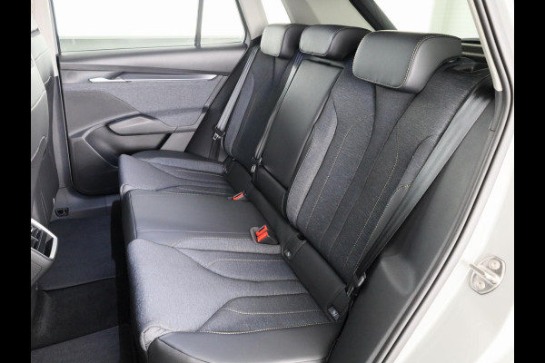 Škoda Elroq 85 Business Edition Tour 286 pk | Business Upgrade Pakket - CLEVER | 20 inch lichtmetalen velgen | Trekhaak wegklapbaar | Adaptive Cruise Control | Dode hoeksensor | Bagage scheidingsnet Škoda Elroq 85 Business Edition Tour 286 pk | Business Upgrade Pakket - CLEVER | 20 inch lichtmetalen velgen | Trekhaak wegklapbaar | Adaptive Cruise Control | Dode hoeksensor | Bagage scheidingsnet