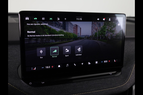 Škoda Elroq 85 Business Edition Tour 286 pk | Business Upgrade Pakket - CLEVER | 20 inch lichtmetalen velgen | Trekhaak wegklapbaar | Adaptive Cruise Control | Dode hoeksensor | Bagage scheidingsnet Škoda Elroq 85 Business Edition Tour 286 pk | Business Upgrade Pakket - CLEVER | 20 inch lichtmetalen velgen | Trekhaak wegklapbaar | Adaptive Cruise Control | Dode hoeksensor | Bagage scheidingsnet