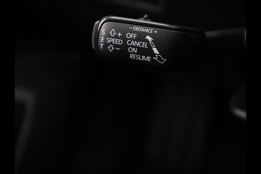 Škoda Elroq 85 Business Edition Tour 286 pk | Business Upgrade Pakket - CLEVER | 20 inch lichtmetalen velgen | Trekhaak wegklapbaar | Adaptive Cruise Control | Dode hoeksensor | Bagage scheidingsnet Škoda Elroq 85 Business Edition Tour 286 pk | Business Upgrade Pakket - CLEVER | 20 inch lichtmetalen velgen | Trekhaak wegklapbaar | Adaptive Cruise Control | Dode hoeksensor | Bagage scheidingsnet