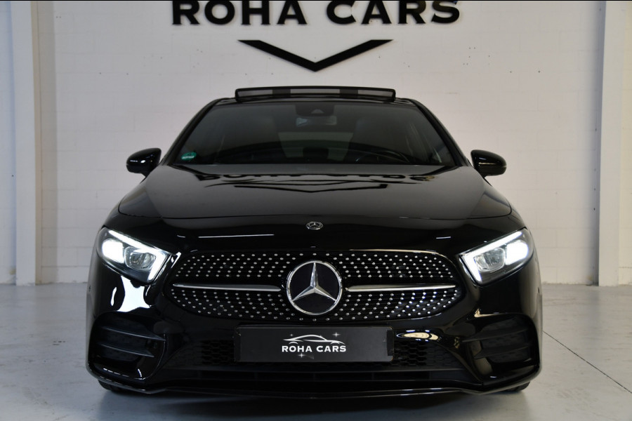Mercedes-Benz A-Klasse 250 AMG Line, Pano, Navi