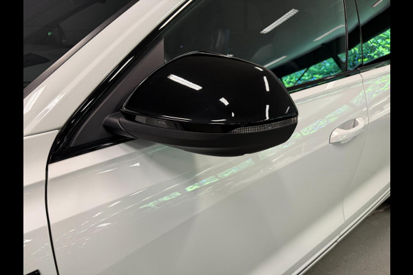 Audi Q8 55 TFSI e SQ8 PACK 23'' BLACK-LINE RS-LEDER/PANO/N-ZICHT/H-UP/B&O/AIRCO-STOEL/SFEERVERLICHTING///