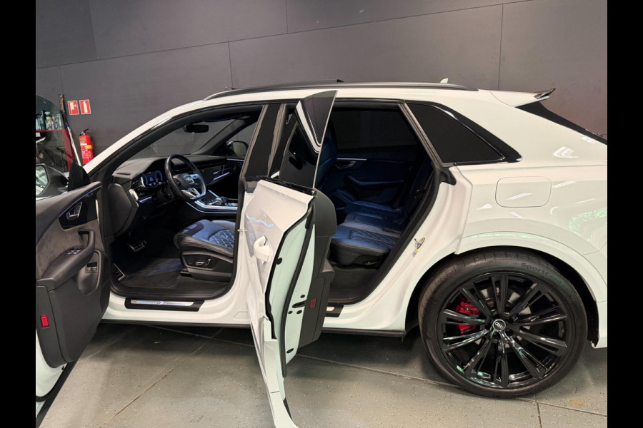 Audi Q8 55 TFSI e SQ8 PACK 23'' BLACK-LINE RS-LEDER/PANO/N-ZICHT/H-UP/B&O/AIRCO-STOEL/SFEERVERLICHTING///