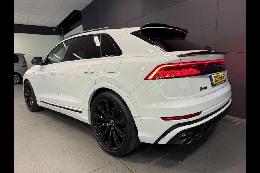 Audi Q8 55 TFSI e SQ8 PACK 23'' BLACK-LINE RS-LEDER/PANO/N-ZICHT/H-UP/B&O/AIRCO-STOEL/SFEERVERLICHTING///