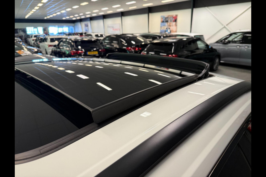 Audi Q8 55 TFSI e SQ8 PACK 23'' BLACK-LINE RS-LEDER/PANO/N-ZICHT/H-UP/B&O/AIRCO-STOEL/SFEERVERLICHTING///
