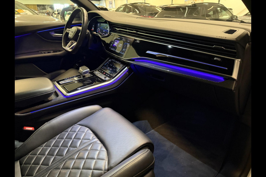 Audi Q8 55 TFSI e SQ8 PACK 23'' BLACK-LINE RS-LEDER/PANO/N-ZICHT/H-UP/B&O/AIRCO-STOEL/SFEERVERLICHTING///