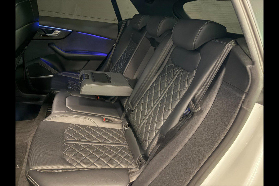 Audi Q8 55 TFSI e SQ8 PACK 23'' BLACK-LINE RS-LEDER/PANO/N-ZICHT/H-UP/B&O/AIRCO-STOEL/SFEERVERLICHTING///