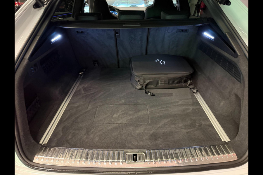 Audi Q8 55 TFSI e SQ8 PACK 23'' BLACK-LINE RS-LEDER/PANO/N-ZICHT/H-UP/B&O/AIRCO-STOEL/SFEERVERLICHTING///